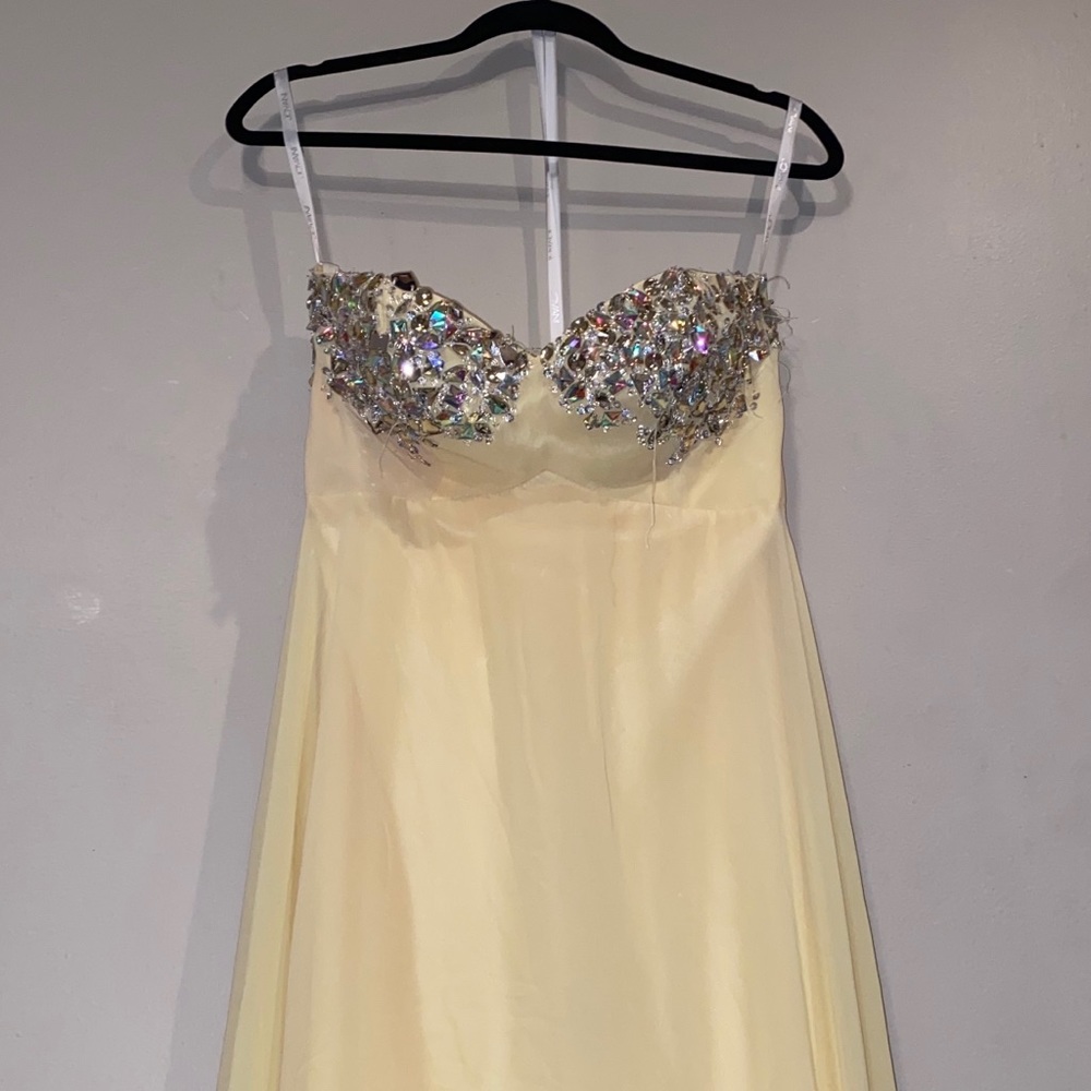Jovani Long prom dress size 6